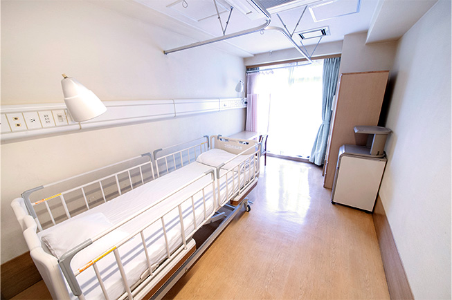 療養だけでなく亜急性期の患者さまにも対応できる医療体制